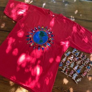Embroidered global nation T-shirt